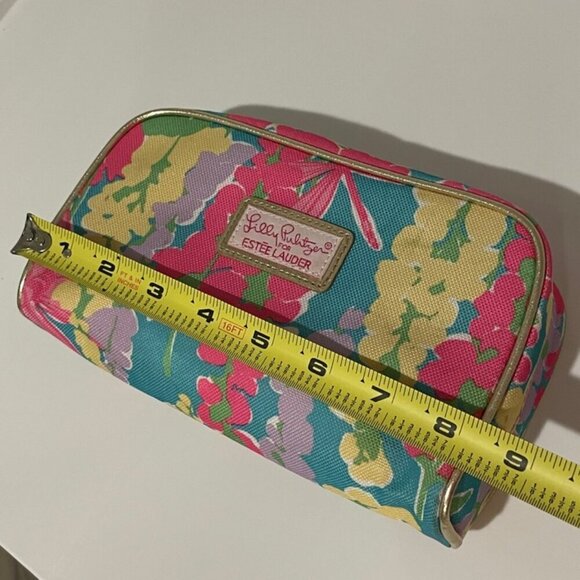 PREPPY COQUETTE ESTEE LAUDER LILLY PULITZER MAKE UP BAG HOT PINK LILAC FLORAL - Picture 3 of 14